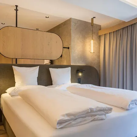Hotel Alpina Sölden - Adults Only-2