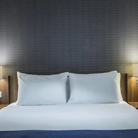 Holiday Inn Express Amsterdam - Sloterdijk Station By Ihg-2