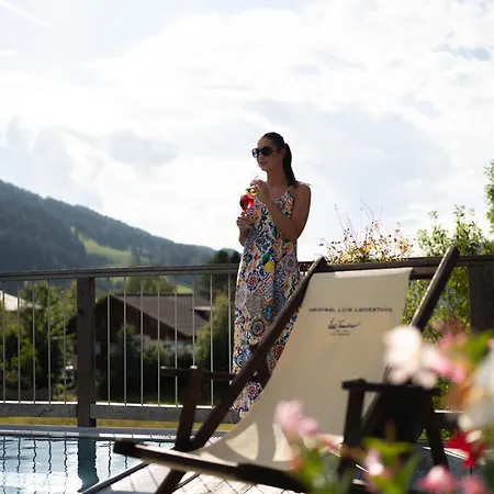 Almmonte Sensum Suites - Funky Living Hotel-3