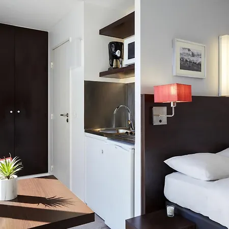 Aparthotel Adagio Access Paris Bastille-3