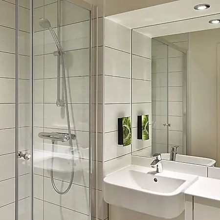 Premier Inn London Paddington-2