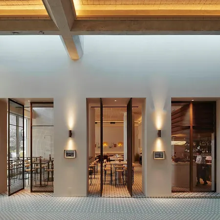 Novotel St Kilda-2