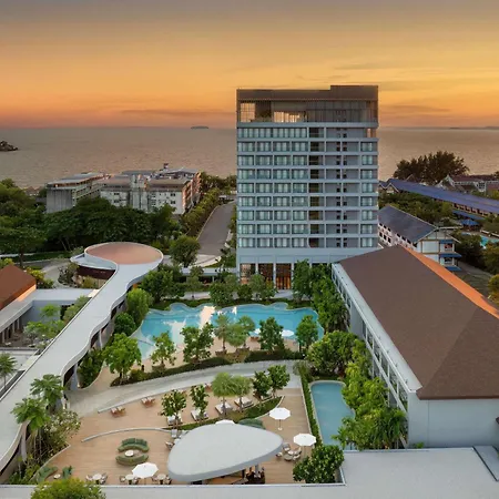 Mercure Rayong Lomtalay Villas & Resort-3