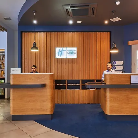 Holiday Inn Express - Malta By Ihg-3