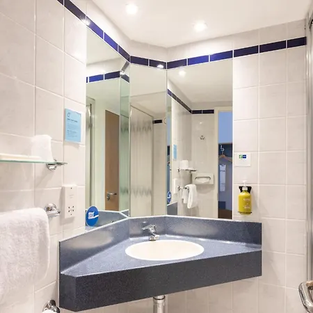 Holiday Inn Express Aberdeen City Centre By Ihg-2