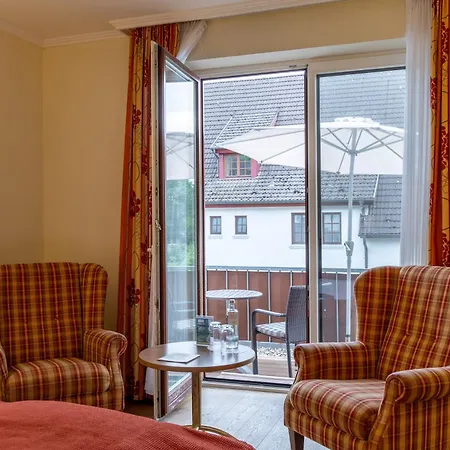 Ringhotel Warnemuender Hof-3
