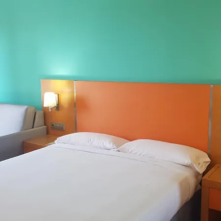 Hotel Chatur Costa Caleta-2