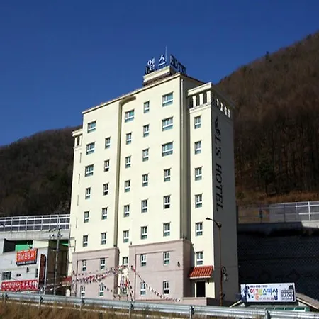 Ls Tourist Hotel-3