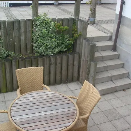 Sonderstrand Bed & Breakfast-2