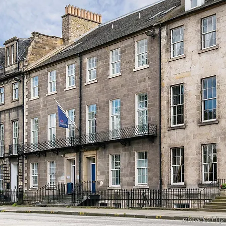Travelodge Edinburgh Central Queen Street-2