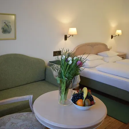 Hotel Landhaus Fuhrgassl-Huber-3