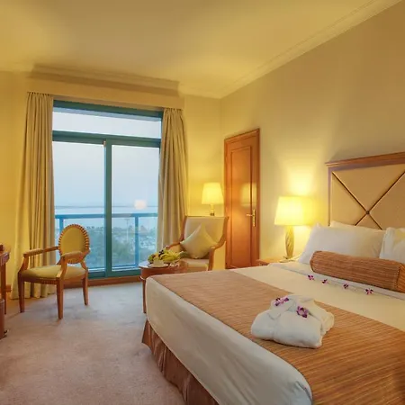 Al Diar Capital Hotel-2