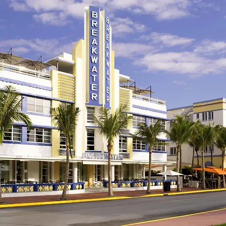 Hotel Breakwater South Beach-3
