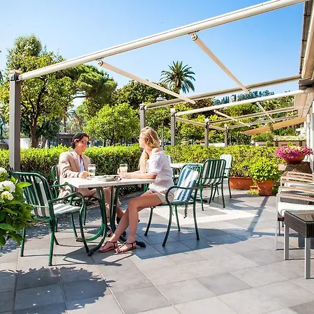 Hotel Riviera-2