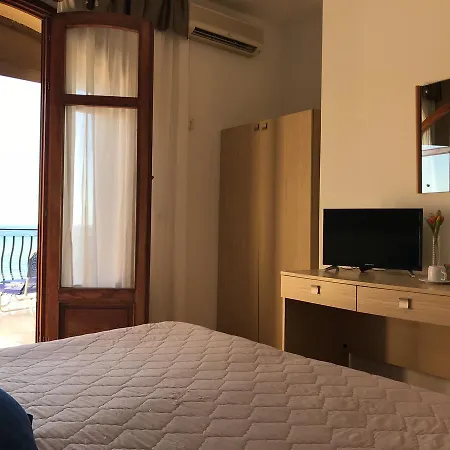 Hotel La Sirenetta-2
