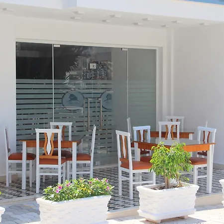Hotel Delfini-3