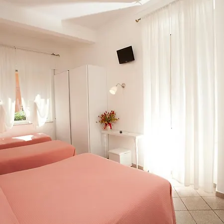 Hotel Lydia-2