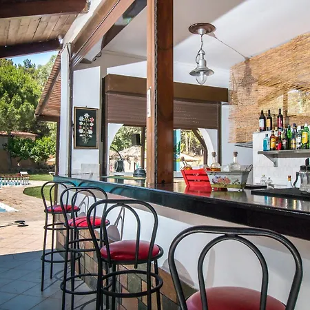 Achousa Hotel (Adults Only)-3