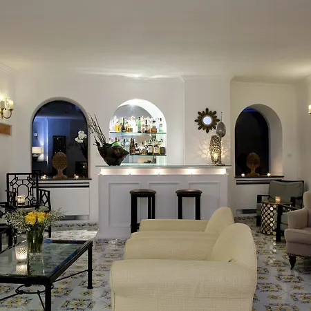 Hotel Canasta-3