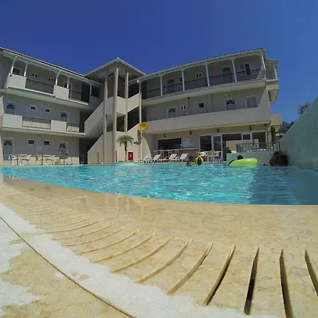 Happyland Hotel Apartments-2