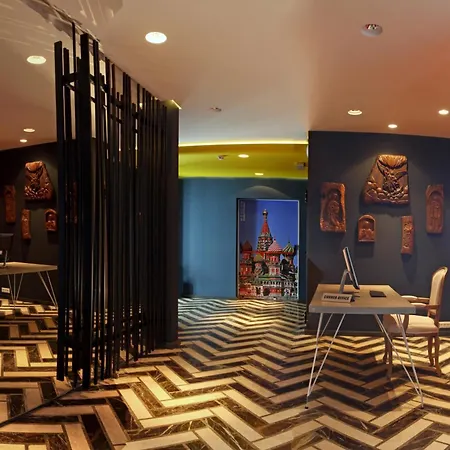 Hotel Russia-2