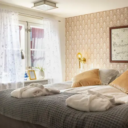 Fregatten Bed & Breakfast-3