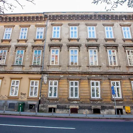 Zagreb City Vibe Apartments & Rooms-2