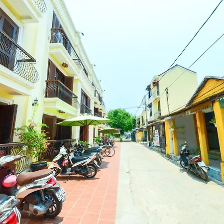 Golden River Hotel-3