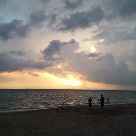 Bluesky Beach Bungalows-3