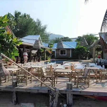 Lanta New Coconut Bungalow-2