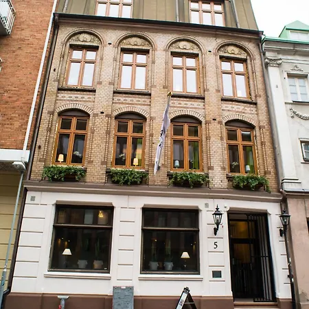H5 Hotel-3