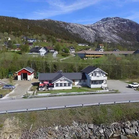 Dalselv Hotell Bare Rom Og Frokost, Innsjekk Fra Kl 17-3