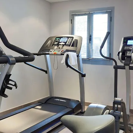 Ibis Styles Antibes Juan Les Pins-3