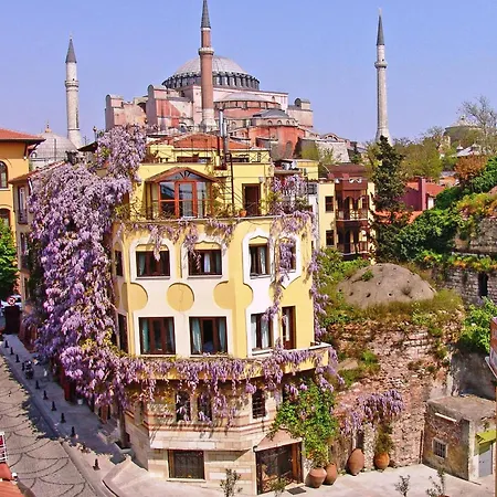 Hotel Empress Zoe-3