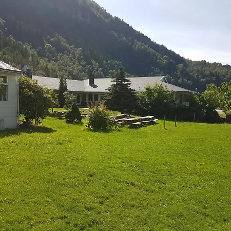 Folgefonn Gjestetun-3