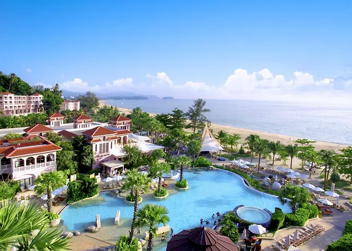 HotellCentara Grand Beach Phuket - Sha Plus