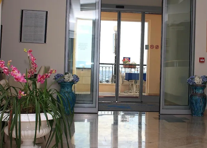 Aparthotel Natalia Podgora