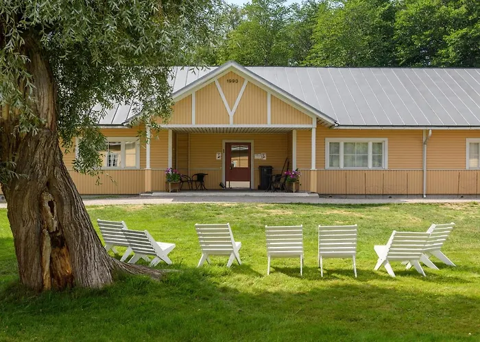 FolkiaCenter Gästhem - Vieraskoti - Guesthouse Hanko