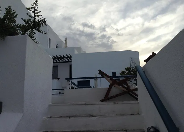 Oias Sunset Aparthotel