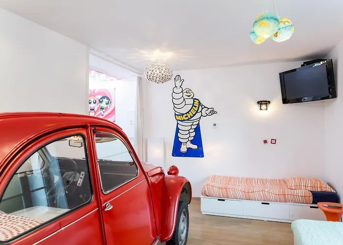 Bonjour Paris Bed & Breakfast
