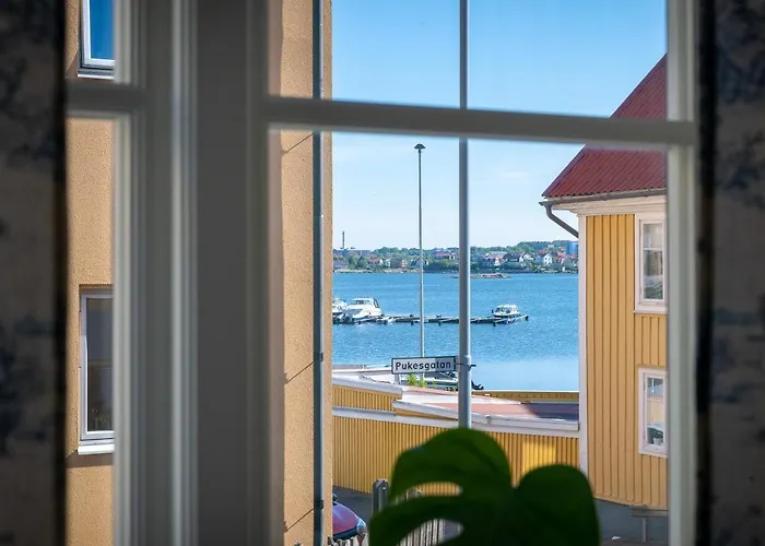 Fregatten Bed & Breakfast Karlskrona
