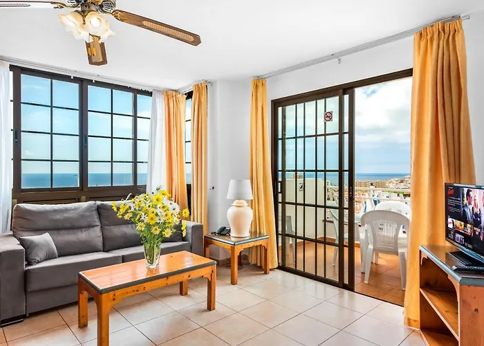 Club Tenerife Apartments Los Cristianos 
