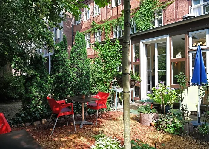 Frauenhotel Hanseatin - Women Only Hamborg