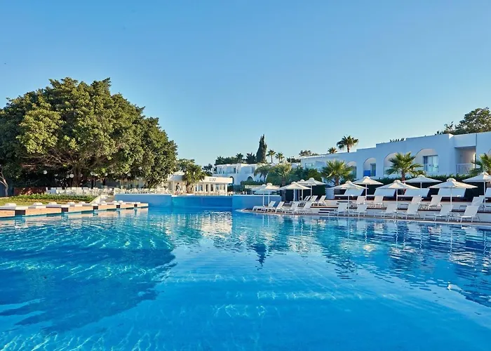 So Nice Beach Resort Ayia Napa