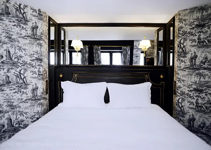 Hotel De Josephine Bonaparte Paris
