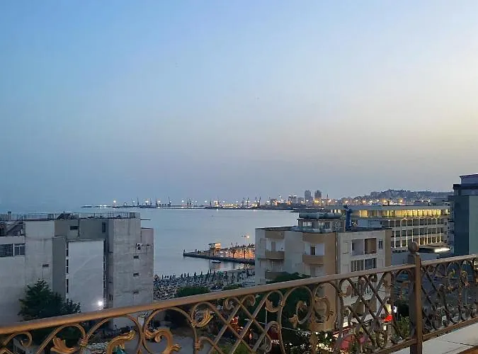 Dolanit Hotels Lubjana Durrës