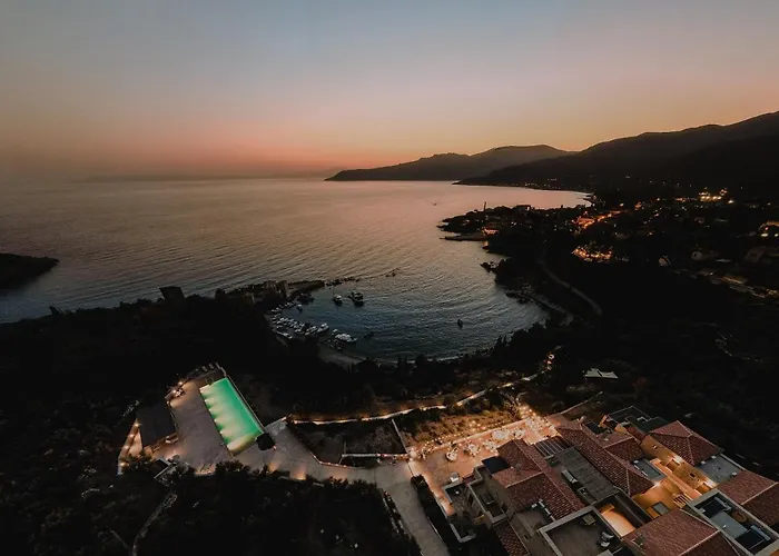 Diapori Suites Hotel Kardamýli