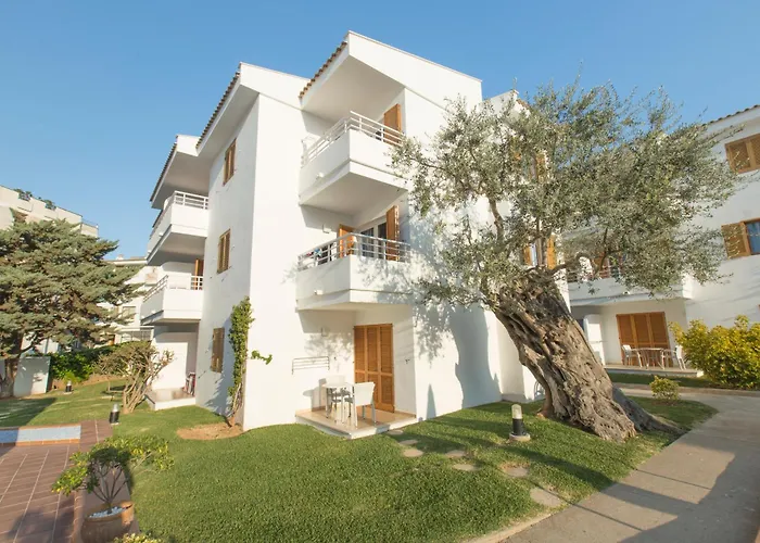 Aparthotel Flora Port de Pollença