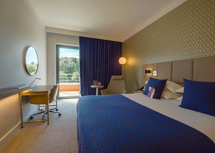 Crowne Plaza Lyon - Cite Internationale Hotell