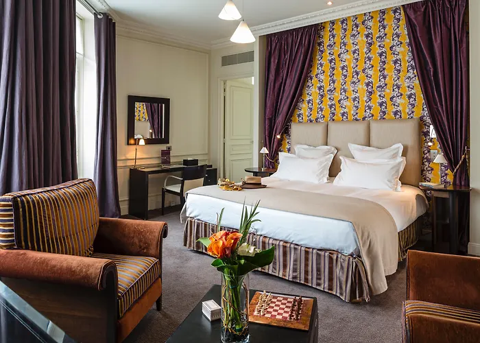 La Tremoille Paris Hotell